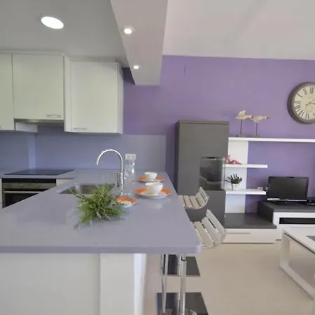 Apartamento Fonda 5 - Ref 483