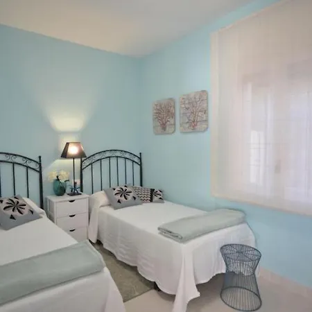 Apartamento Fonda 5 - Ref 483 *
